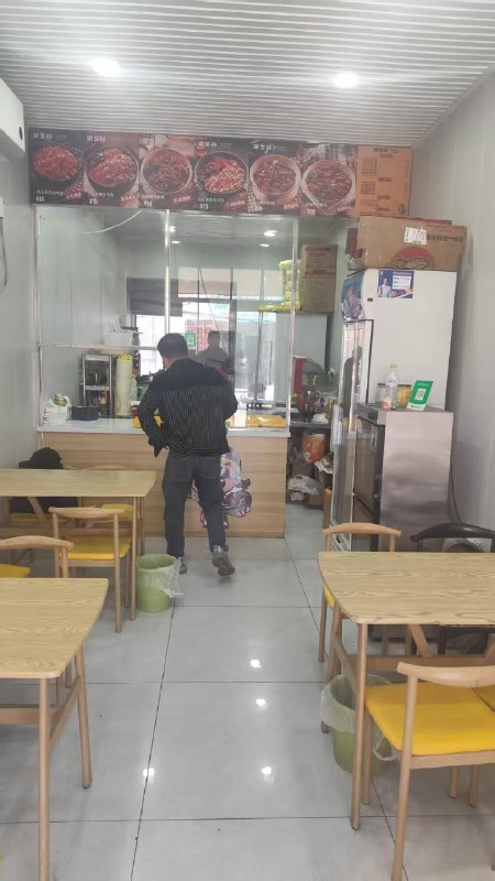 V2EX-最热主题我是发现了，京东外卖目前仅招募“品质堂食餐厅”入驻，商家自主入驻根本没有线下审核，刚才想点外卖习惯性点开商家照片看看干不干净，发现两家名称地址不一样的...#v2eximydou:sourceV2EX-最热主题我是发现了，京东外卖目前仅招募“品质堂食餐厅”入驻，商家自主入驻根本没有线下审核，刚才想点外卖习惯性点开商家照片看看干不干净，发现两家名称地址不一样的...#v2eximydou:source