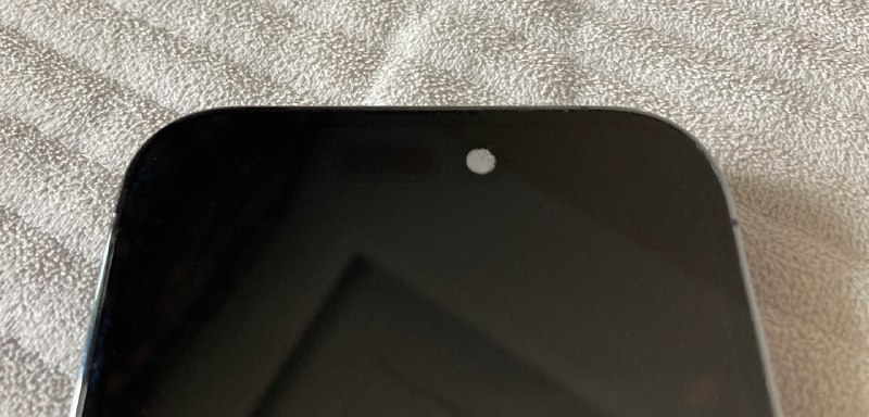 V2EX-最热主题掉进马桶的 iPhone ，换新手机的决心#v2exLiuour:昨晚经历了人生中最惨的一刻——我的 iPhone 跌进了马桶