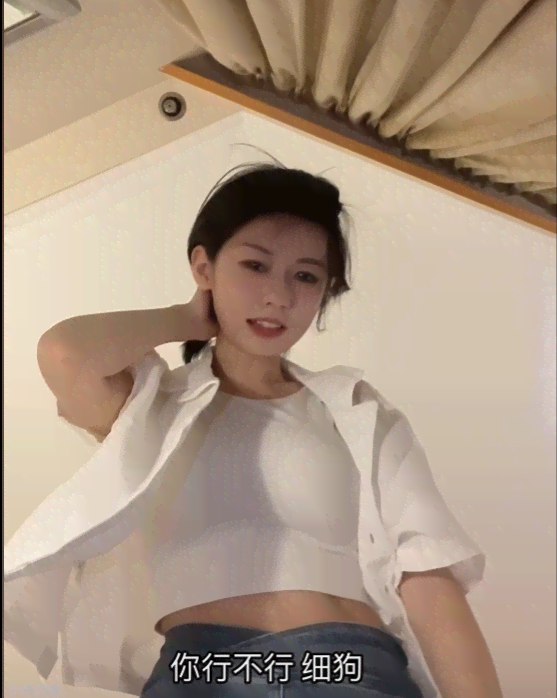 V2EX-最热主题健身的意义到底在哪里？#v2ex17lian:鄙人短短续续健身 5-6 年了，有时候上班一天已经很累了（精神累），但是依然坚持去健身，有时候坚持不下去的时候就在问自己，到底为什么坚持呢？为了所谓的健康？训练后免疫力下降更容易生病 为了腹肌？有点脂包肌，看不出 为了大肌肉？这么多年也没练出来 为了力量？卧推极限也就 100kg然后心肺功能差，跑个 3 公里气喘吁吁，肩关节受伤过，手腕受伤过，腰部拉伤过，网球肘...最后还是妹子眼中的“细狗”～～～source